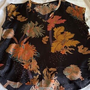 Women's Jodie Printed Vneck polyester blouse